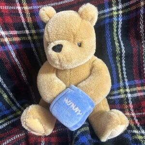 Winnie The Pooh with Honey Pot, Gund